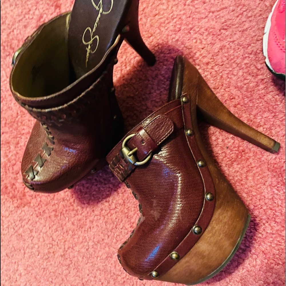 Jessica Simpson Women’s Winsy Clog